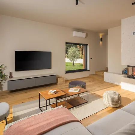 Vila Design Istar Bale